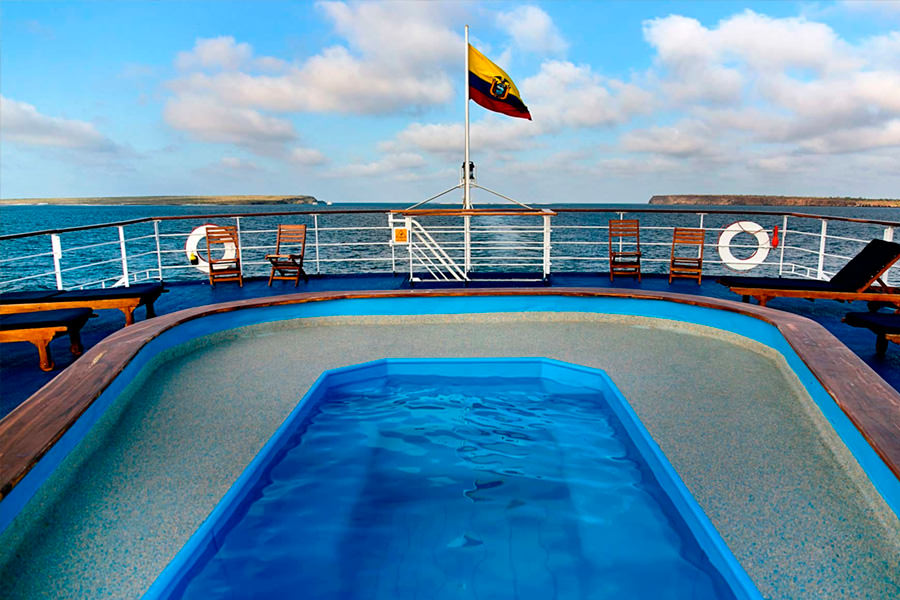 Galapagos Legend Cruise - Pool