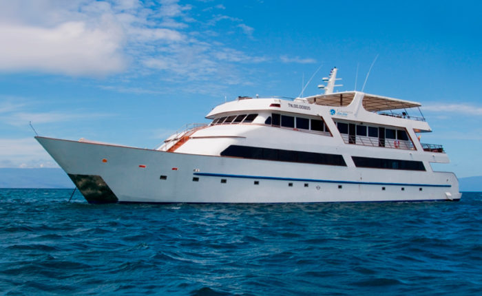 Luxury Cruise Galapagos - Sea Star Journey